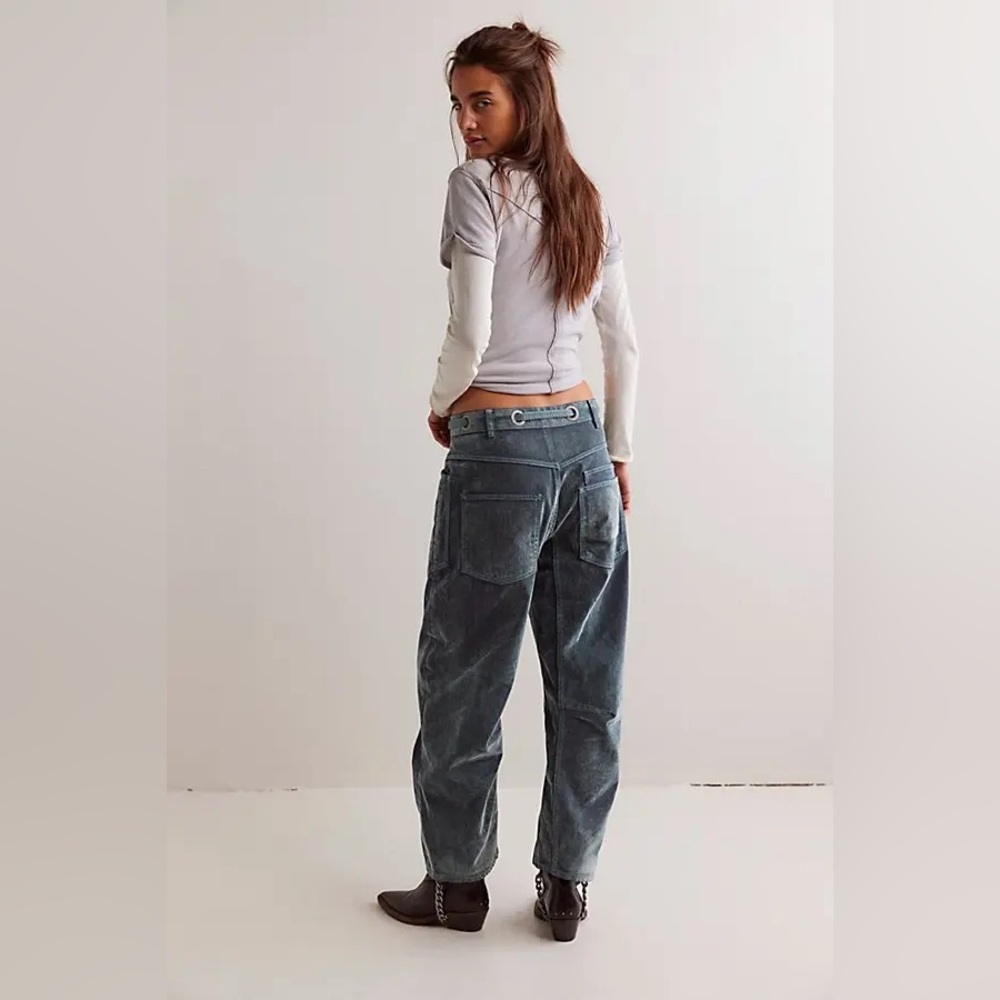 NWOT FREE PEOPLE WE THE FREE Moxie Flocked Barrel Jeans | Mountain Green $228 - Picture 2 of 12